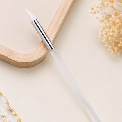 Pinceau silicone - Pinceau Silicone de Précision pour Nail Art 3D – Pointe Fine | 1 pièce chez Rusk Nails