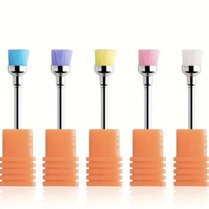 Brosse manucure - Brosse Manucure chez Rusk Nails
